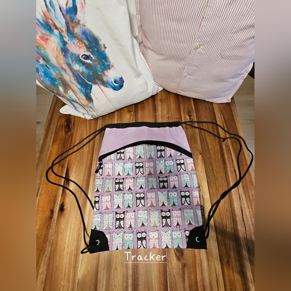 TRACKER Sac à dos pratique pour fille pour vêtements éducation physique ou autre - Picture 1 of 4